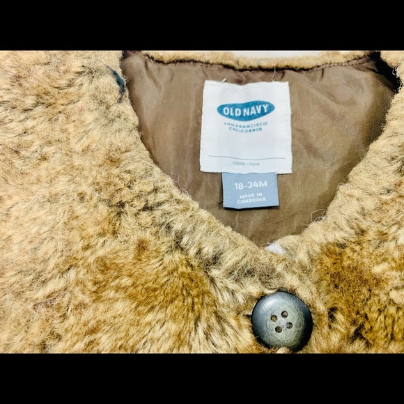 Old Navy | San Francisco California | Faux Fur Vest | 18-24m - Picture 2 of 4